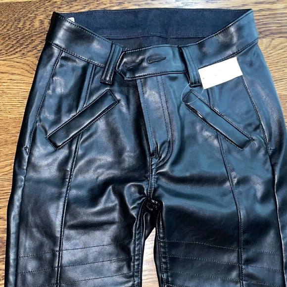 Gap Black “pleather” pants-brand new with tags😎 - Picture 2 of 8